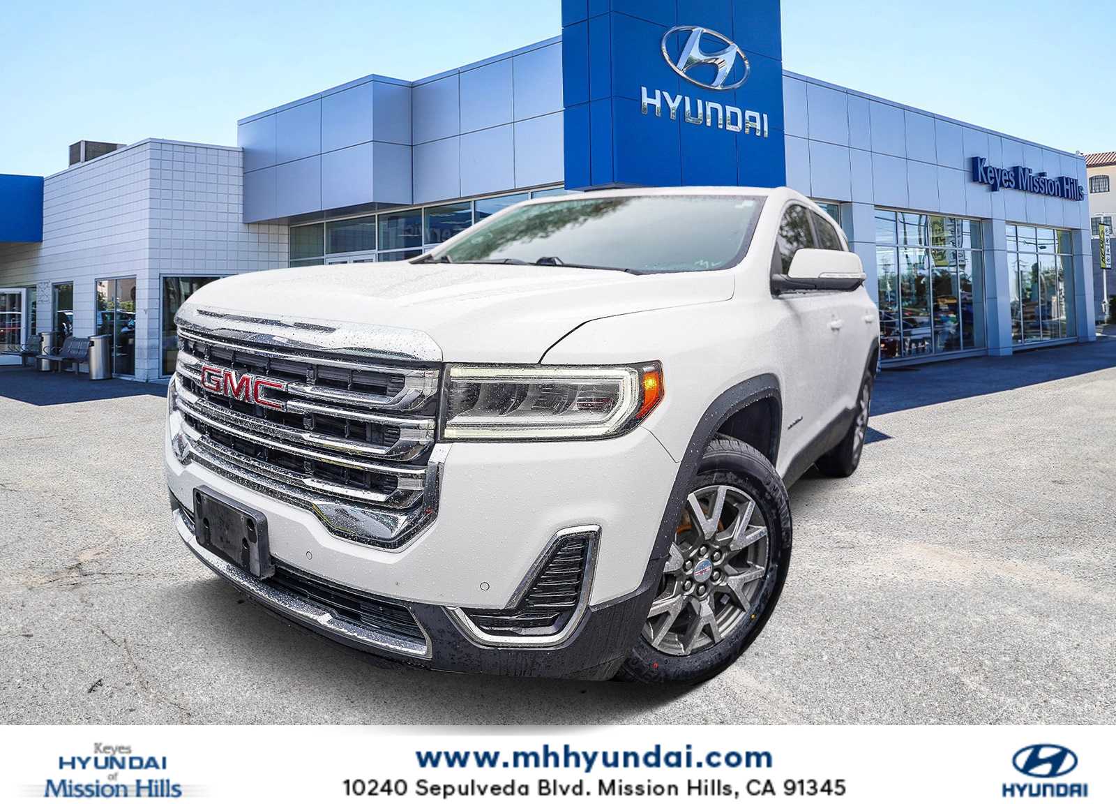 2022 GMC Acadia SLE's photo