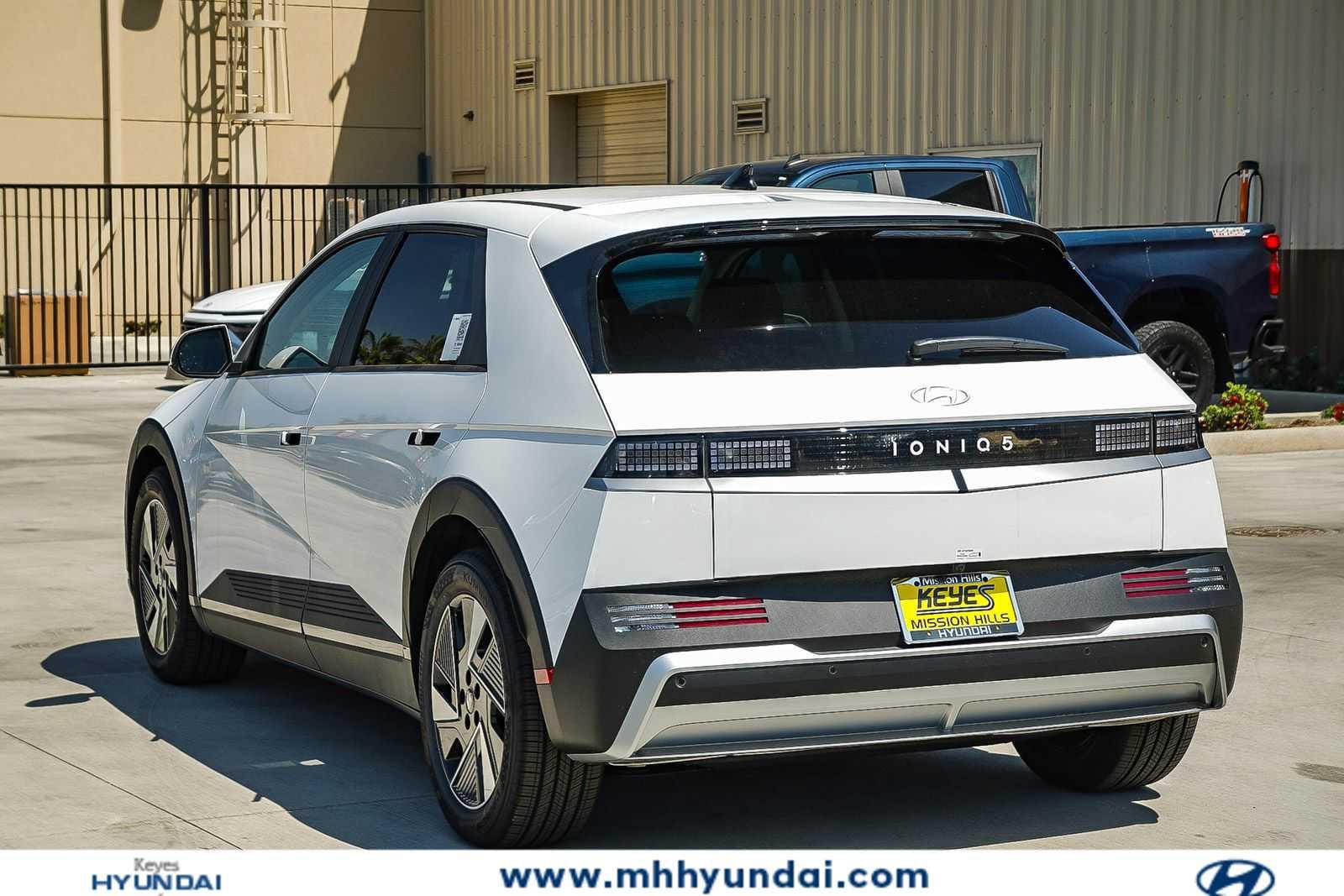 Thumbnail: 2026 Hyundai Ioniq 5 - 6