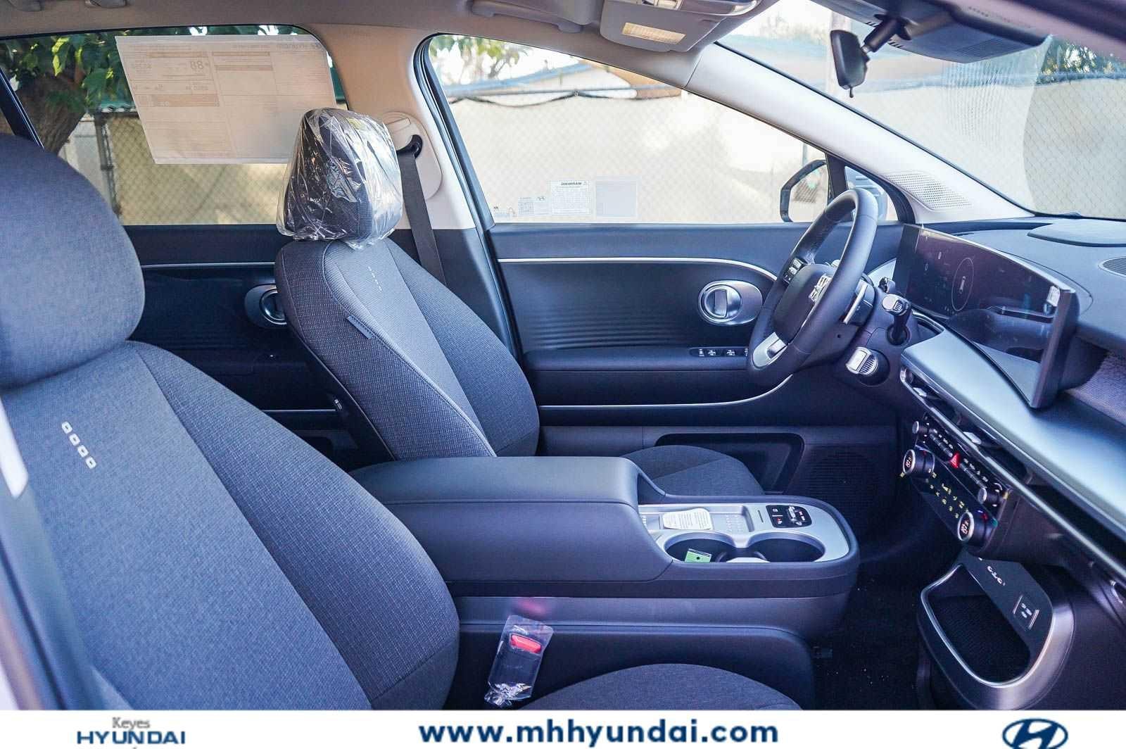 Thumbnail: 2026 Hyundai Ioniq - 18