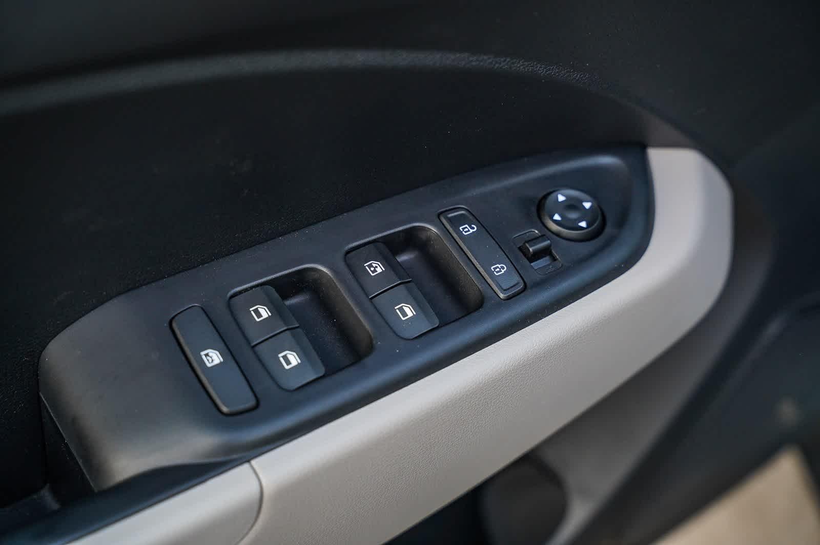 Thumbnail: 2026 Hyundai Venue - 21