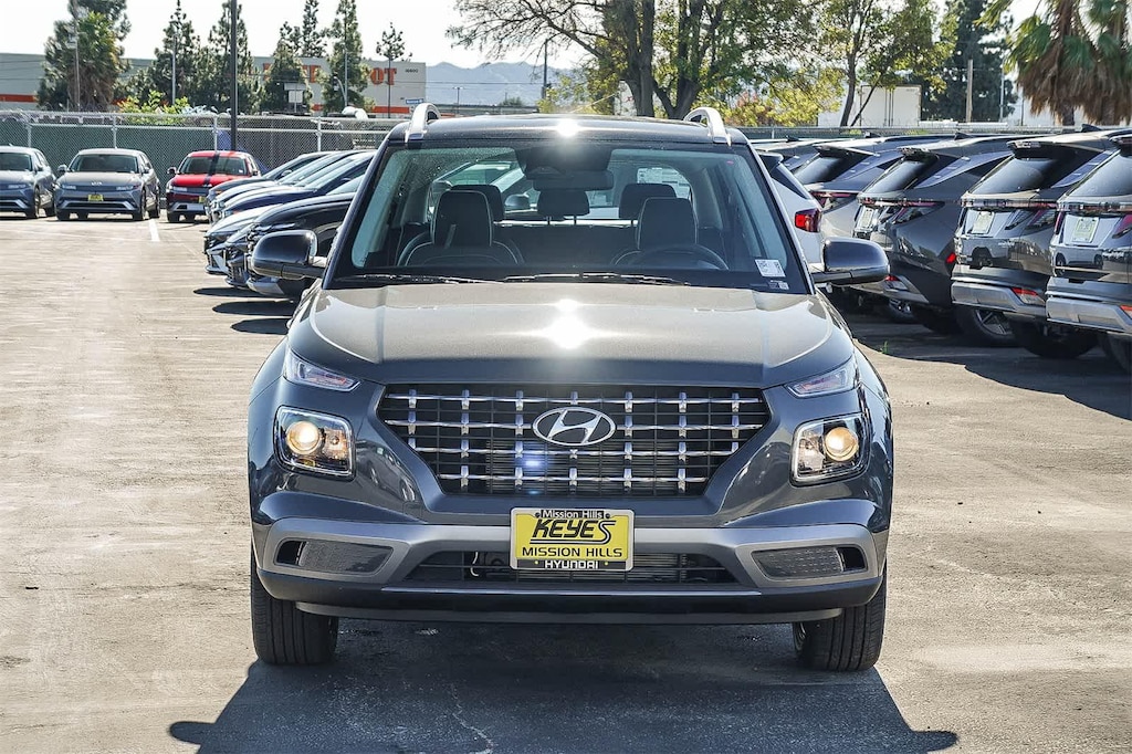 New 2026 Hyundai Venue SEL w/Two-Tone Roof SUV