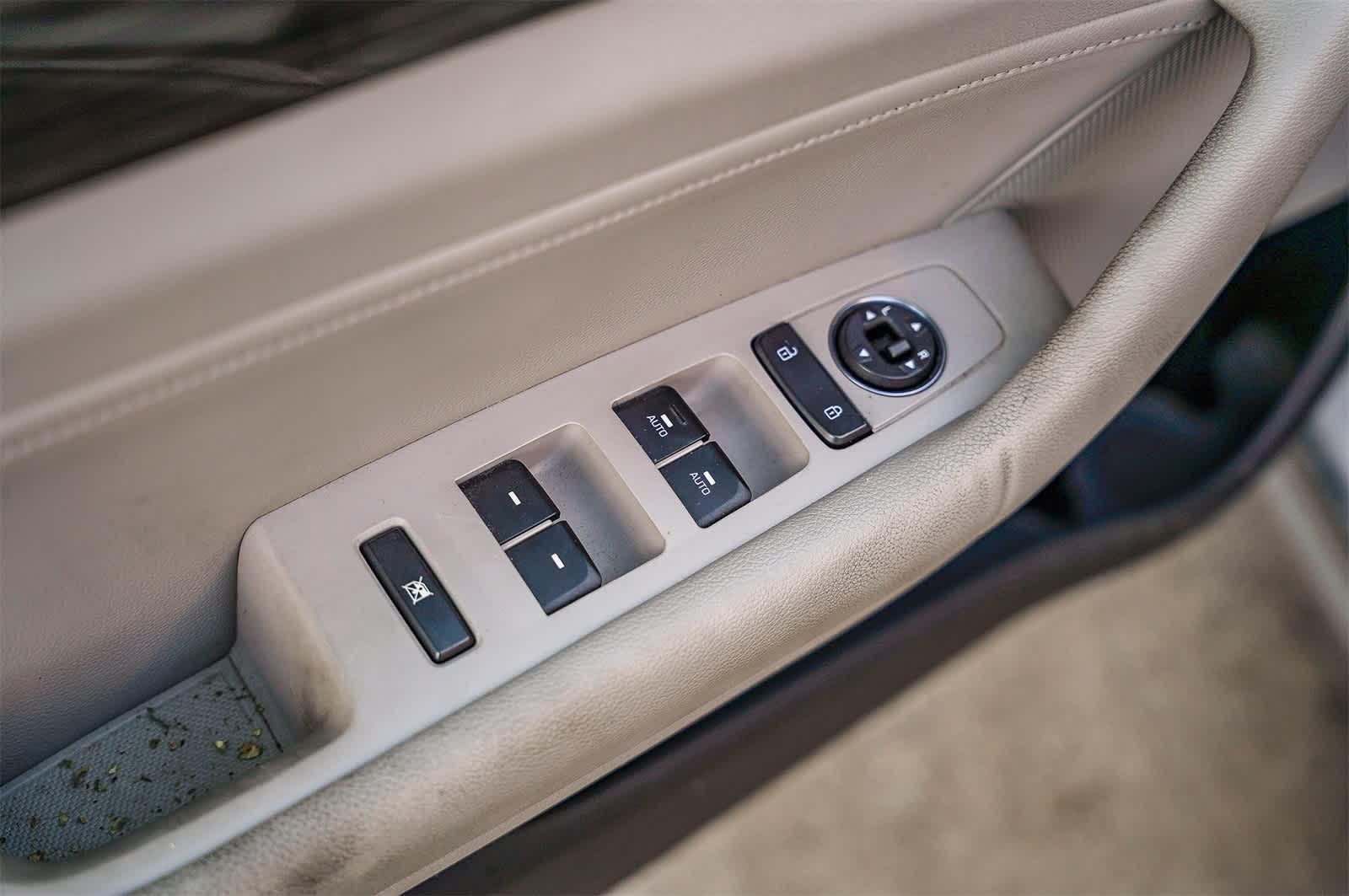 Thumbnail: 2016 Hyundai Sonata - 16