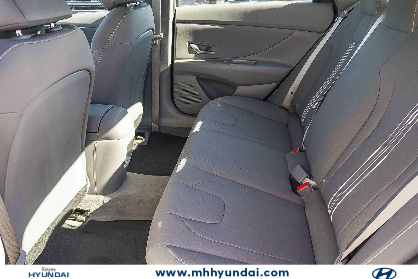 Thumbnail: 2026 Hyundai Elantra - 22