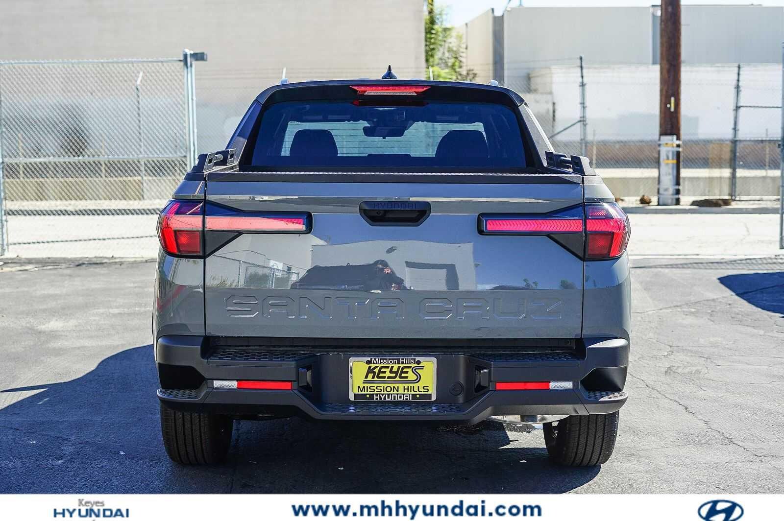 Thumbnail: 2026 Hyundai Santa Cruz - 3