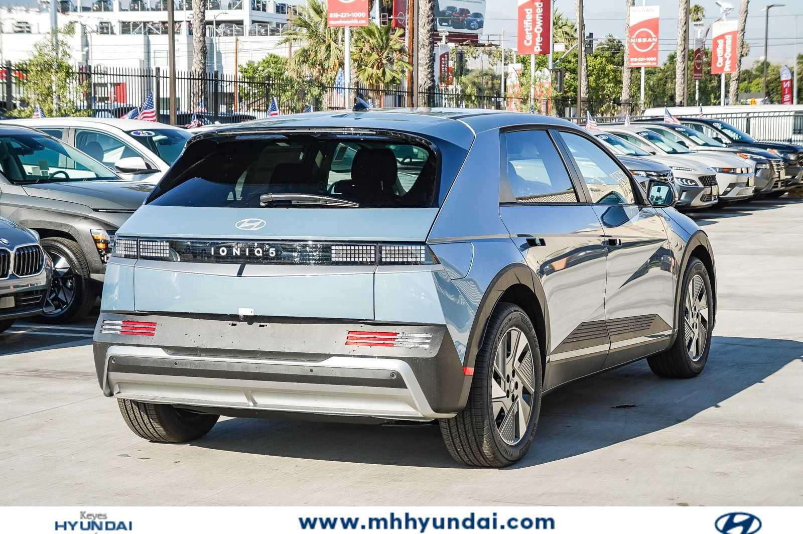 Thumbnail: 2026 Hyundai Ioniq 5 - 4