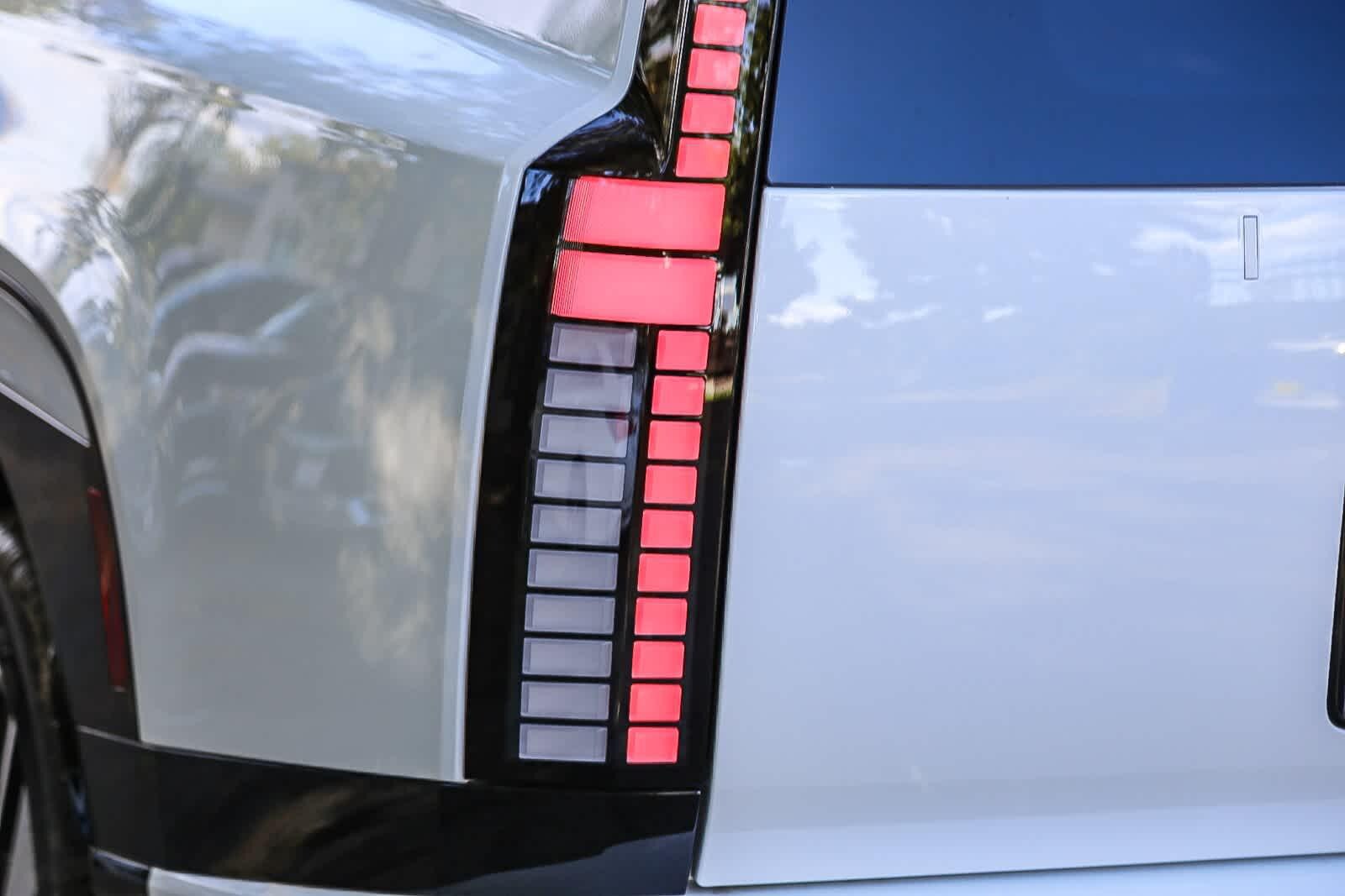 Thumbnail: 2026 Hyundai Ioniq - 9