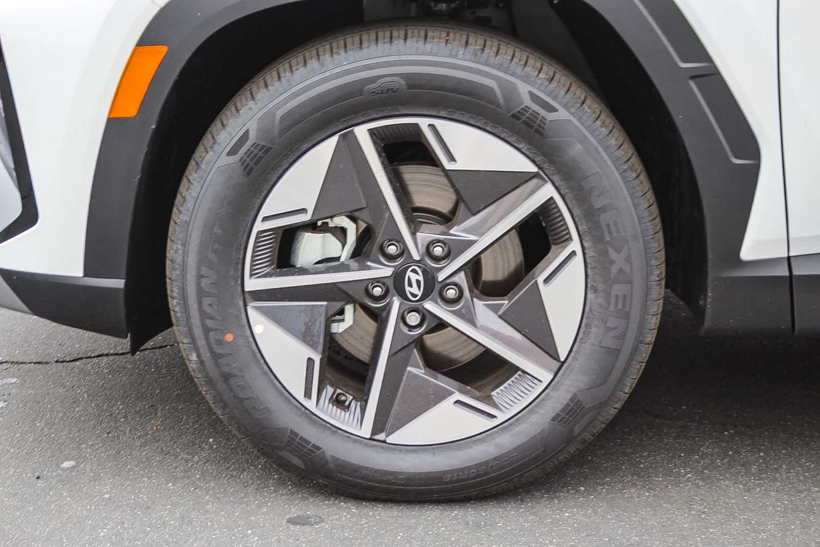 Thumbnail: 2025 Hyundai Tucson - 9