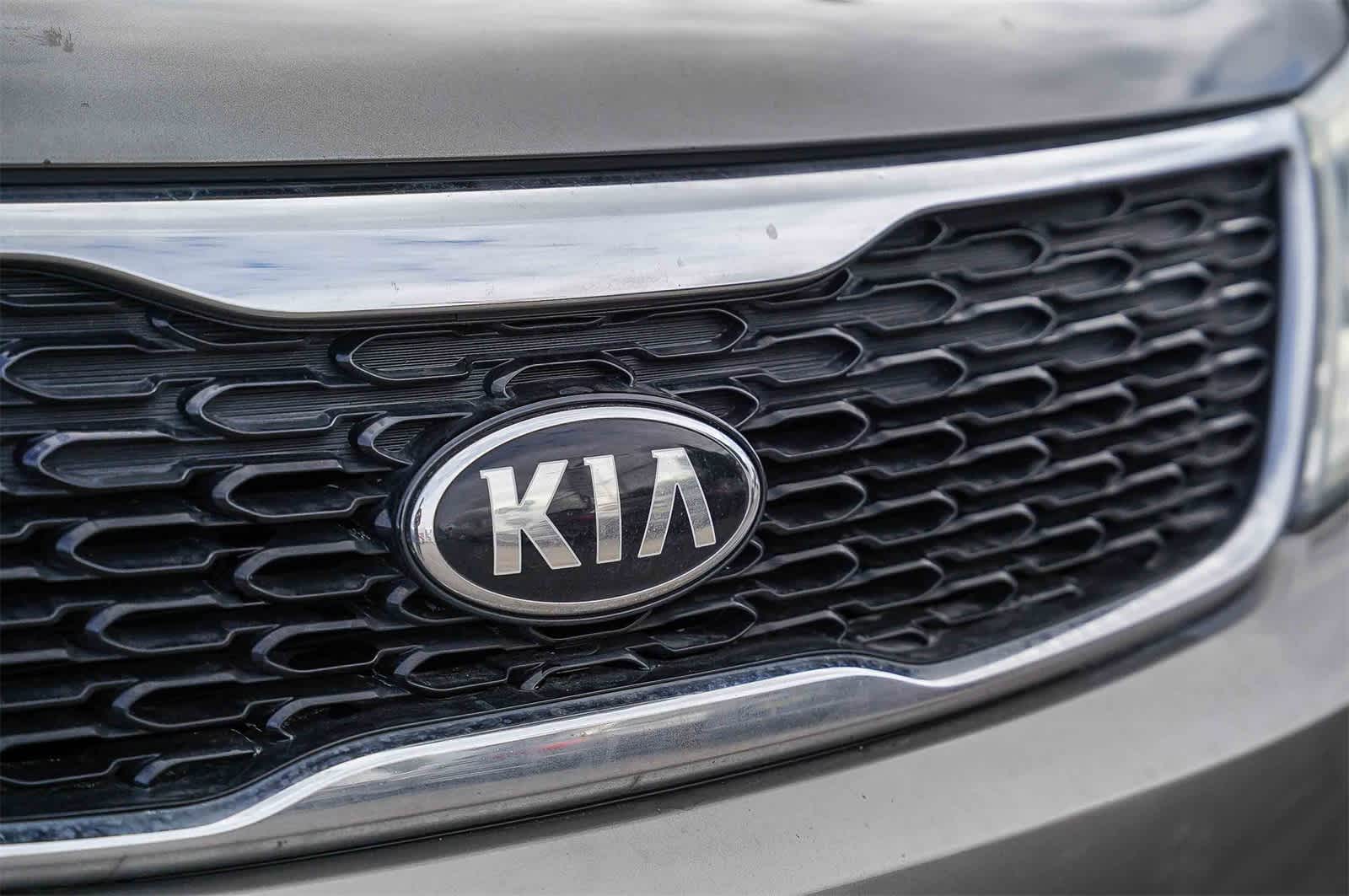 Thumbnail: 2015 Kia Sorento - 5