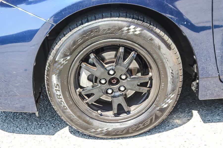 Thumbnail: 2012 Toyota Prius - 9