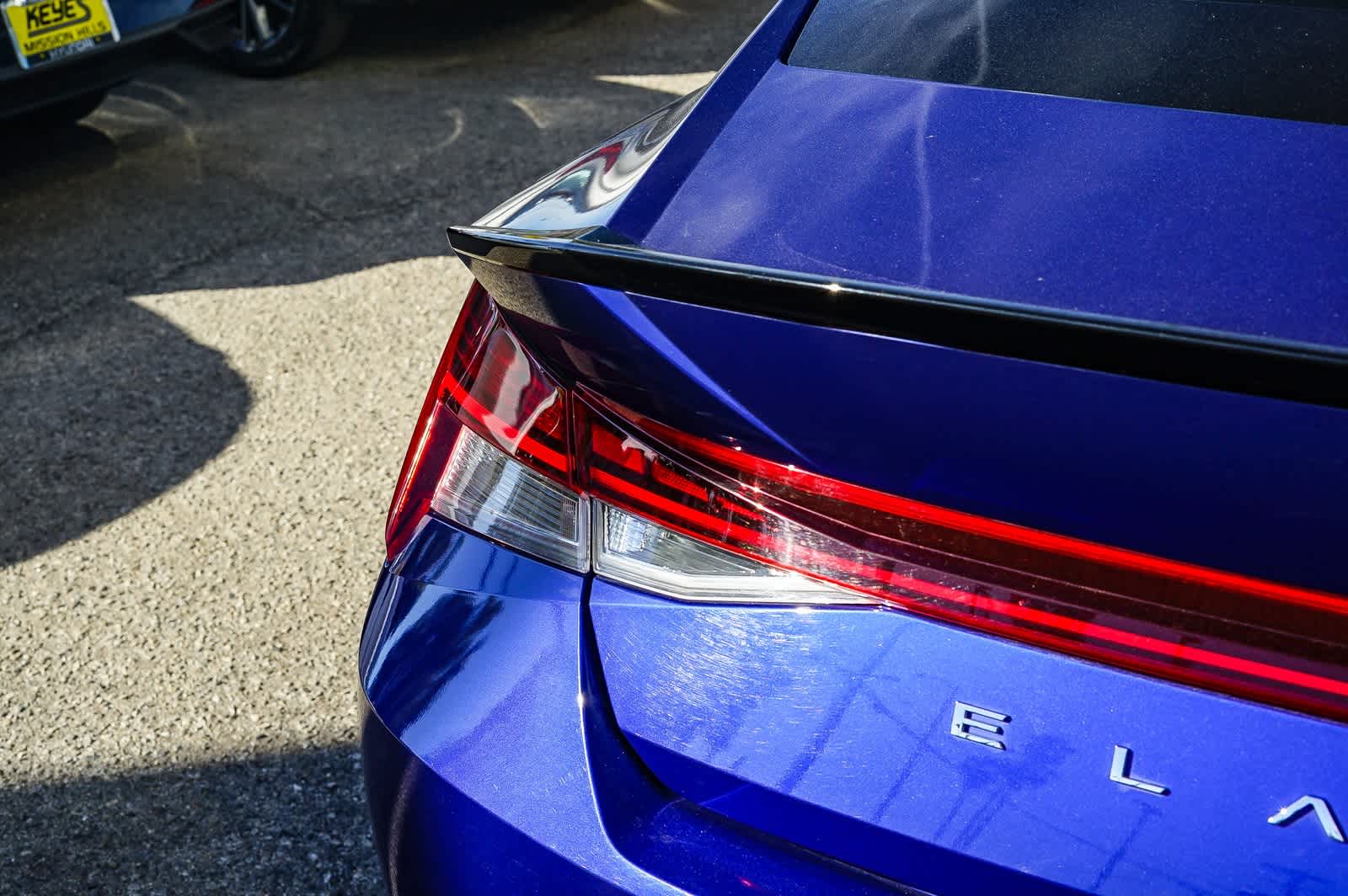 Thumbnail: 2023 Hyundai Elantra - 10