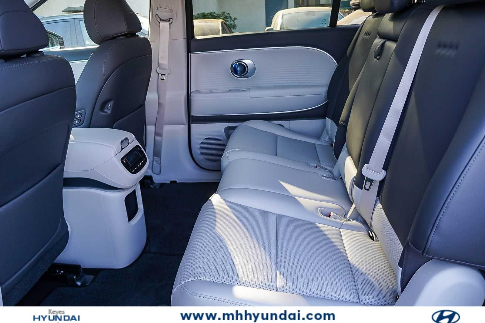 Thumbnail: 2026 Hyundai Ioniq - 22