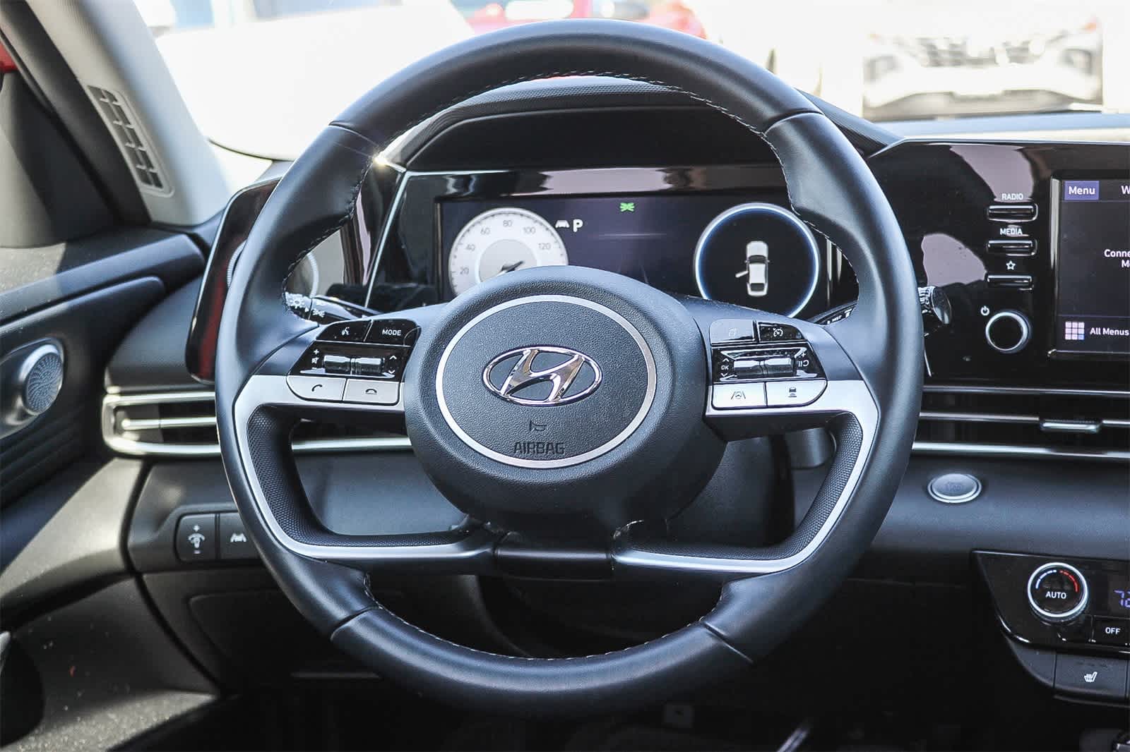 Thumbnail: 2022 Hyundai Elantra - 17