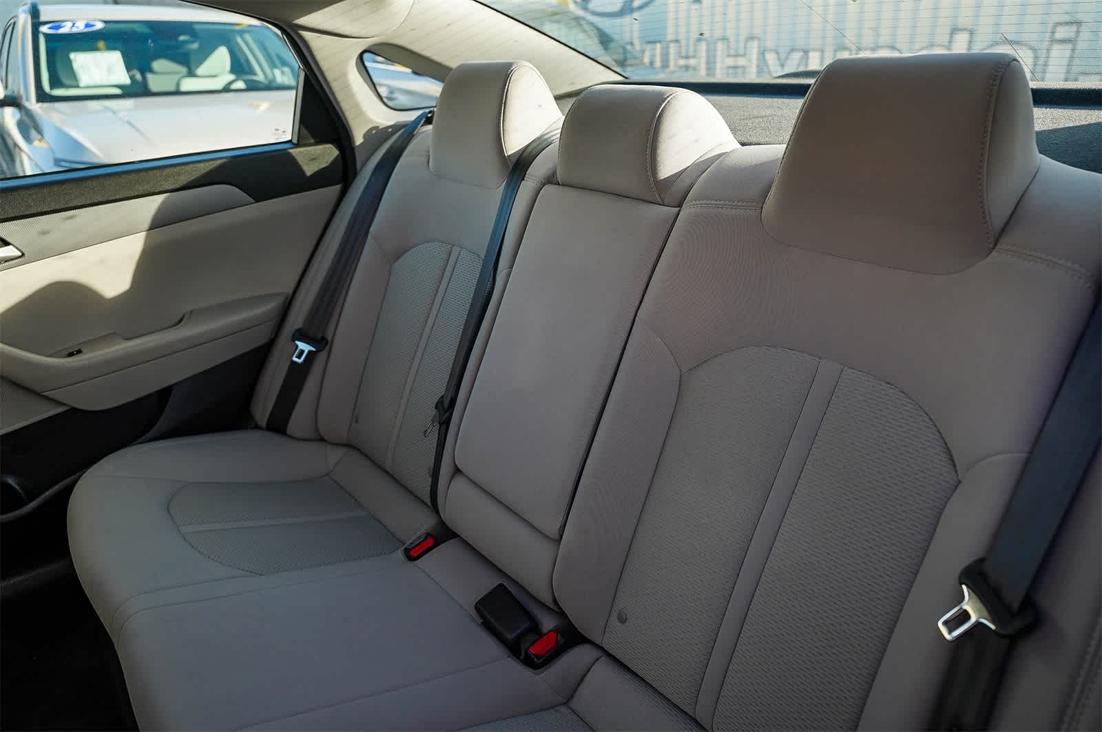 Thumbnail: 2019 Hyundai Sonata - 18