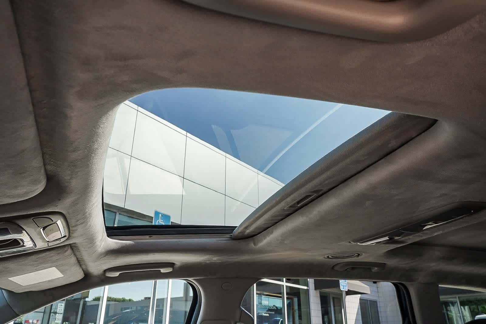 Thumbnail: 2024 Kia Telluride - 20