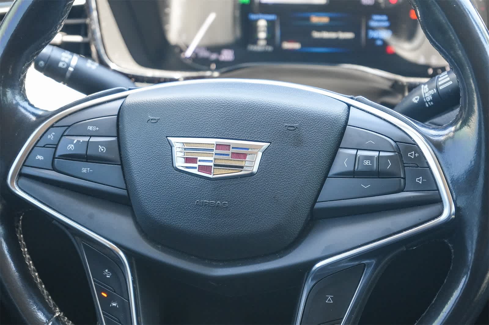 Thumbnail: 2019 Cadillac XT5 - 21