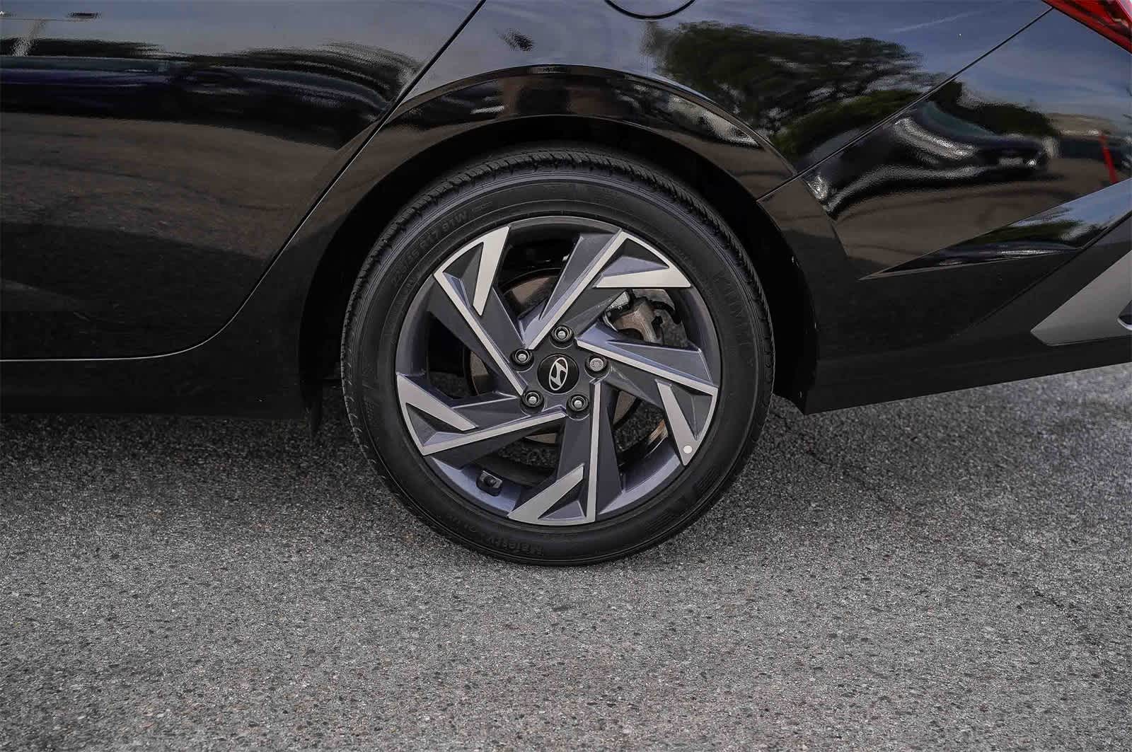 Thumbnail: 2025 Hyundai Elantra - 7