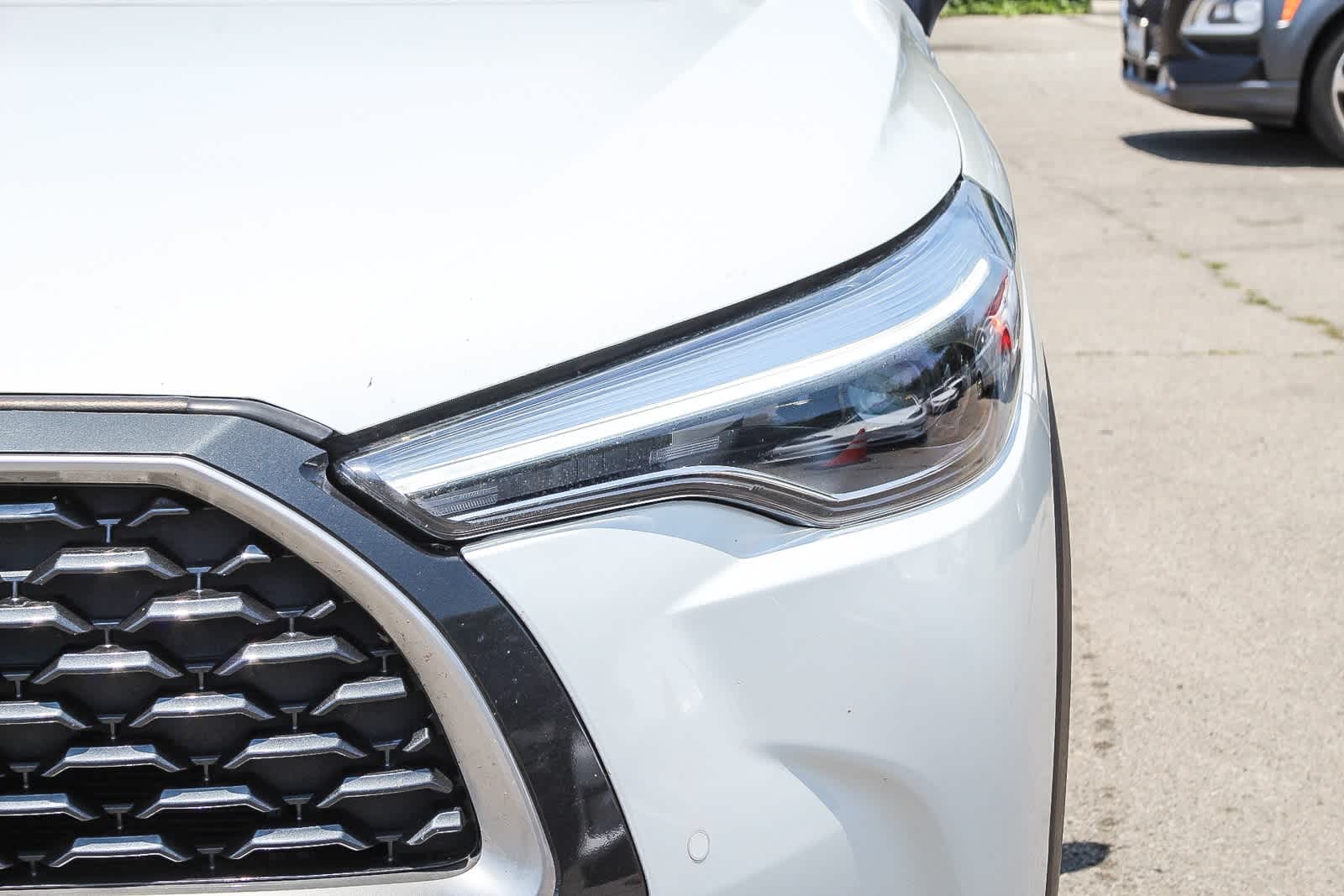 2023 Toyota Corolla Cross XLE 10