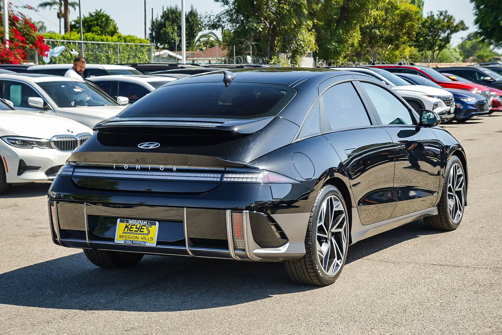 Thumbnail: 2024 Hyundai Ioniq 6 - 4