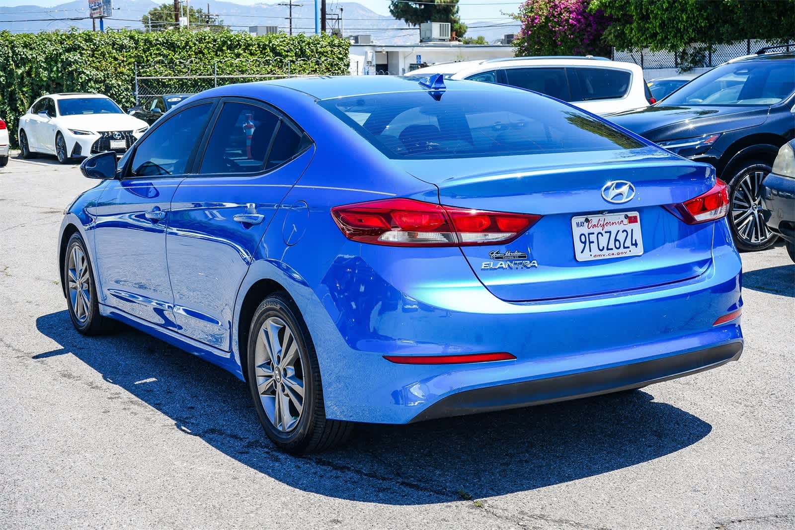 Thumbnail: 2017 Hyundai Elantra - 2