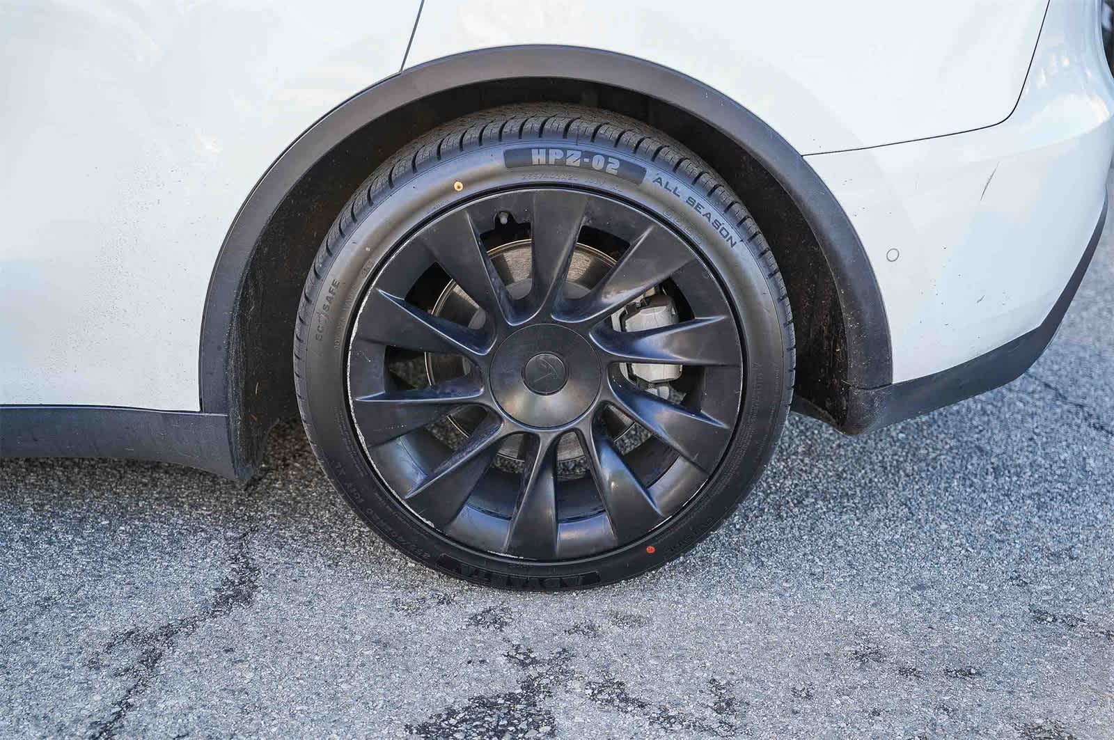 Thumbnail: 2022 Tesla Model Y - 6