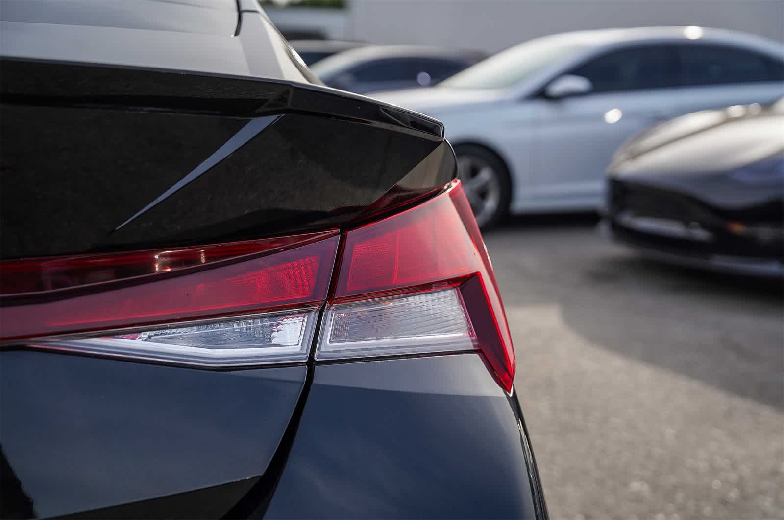 Thumbnail: 2025 Hyundai Elantra - 11