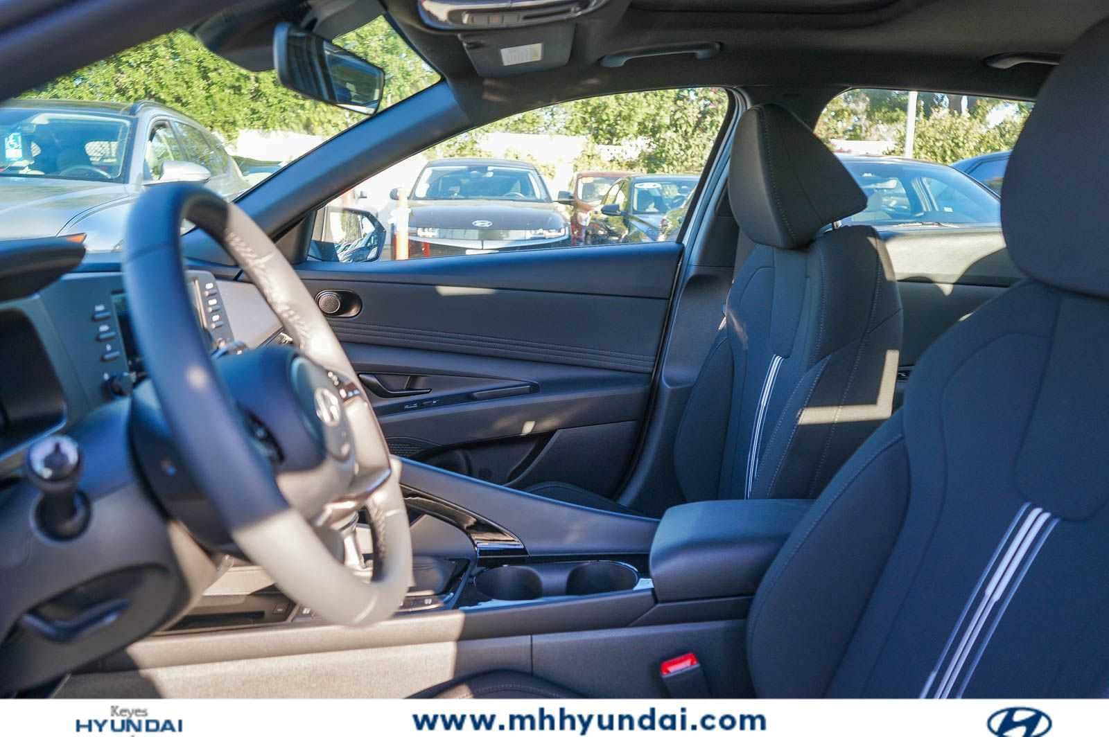 Thumbnail: 2026 Hyundai Elantra - 20