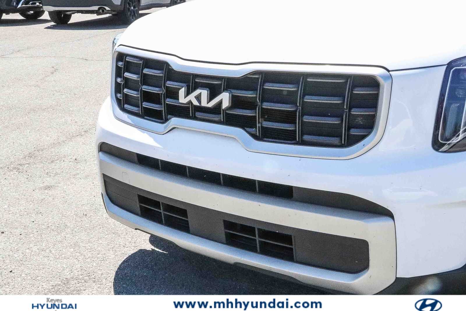 Thumbnail: 2023 Kia Telluride - 8