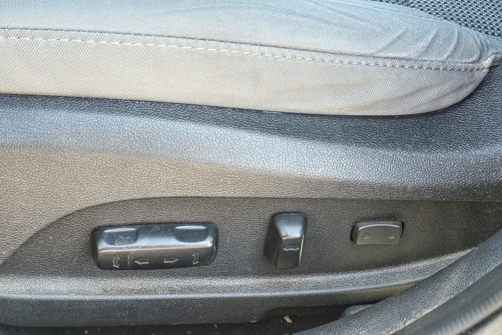Thumbnail: 2014 Hyundai Sonata - 21