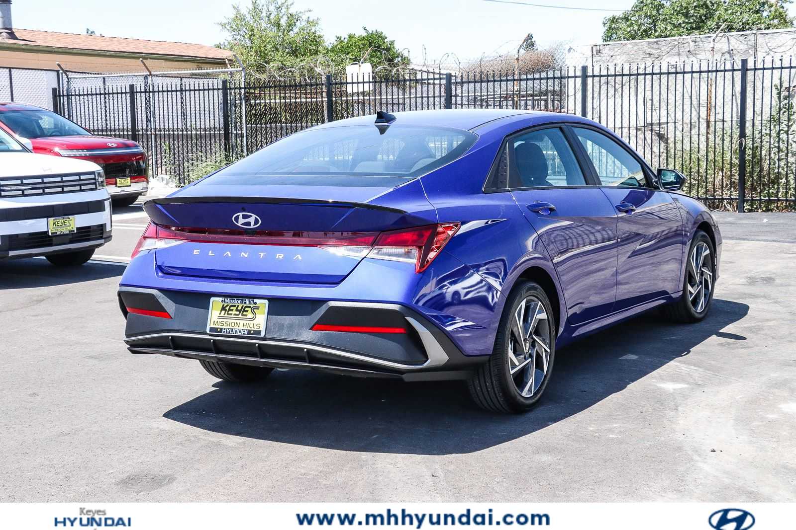 Thumbnail: 2025 Hyundai Elantra - 3