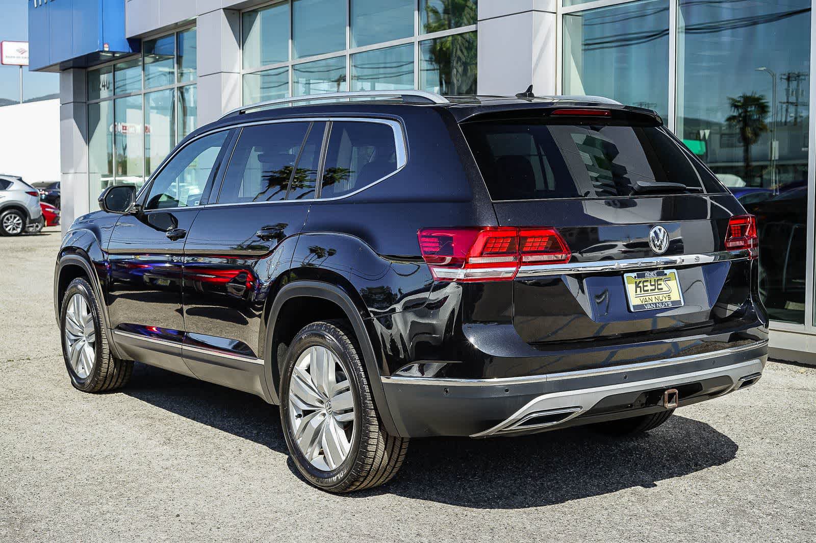 Thumbnail: 2018 Volkswagen Atlas - 2