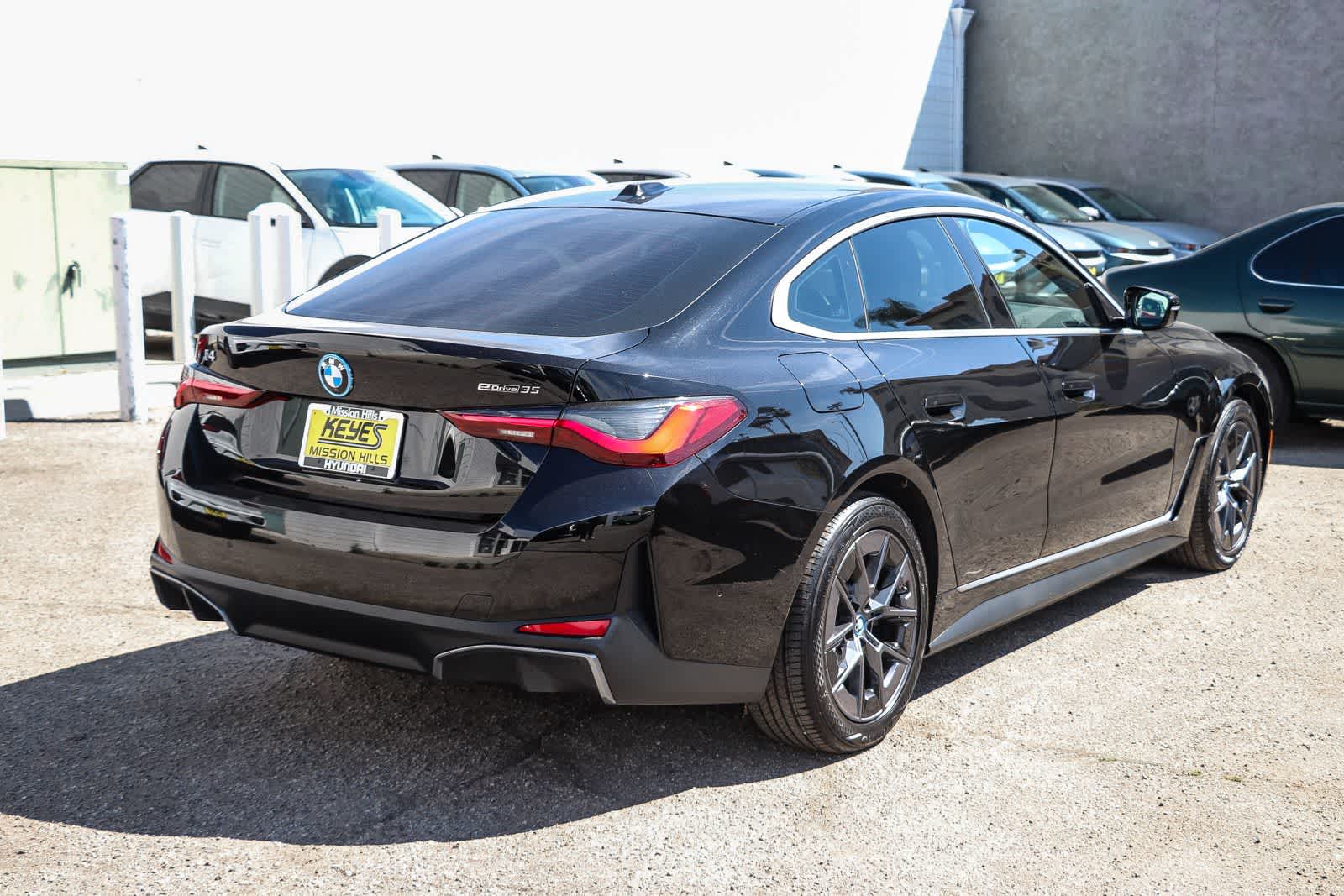 Thumbnail: 2023 BMW i4 - 4