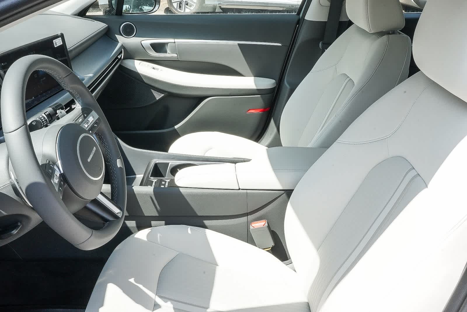 Thumbnail: 2025 Hyundai Sonata - 21