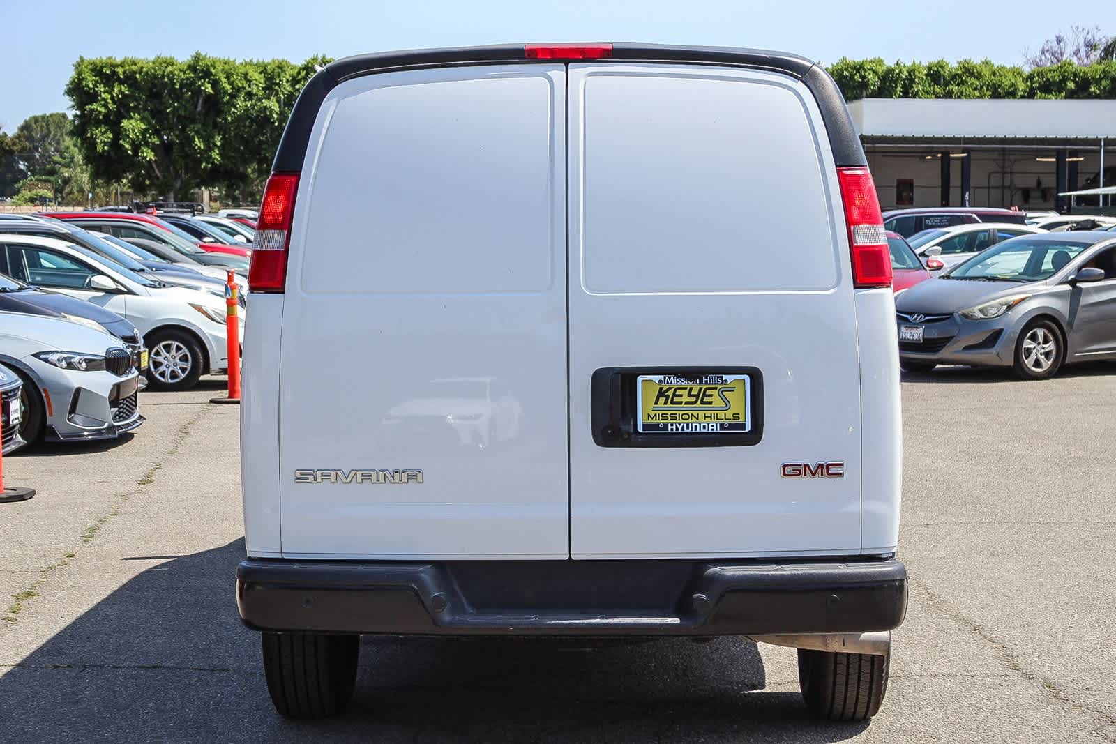 Thumbnail: 2023 GMC Savana - 5
