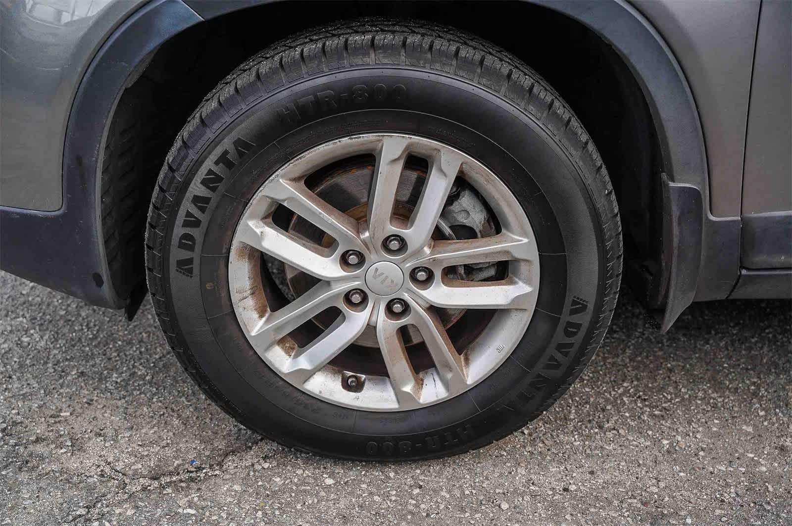 Thumbnail: 2015 Kia Sorento - 6