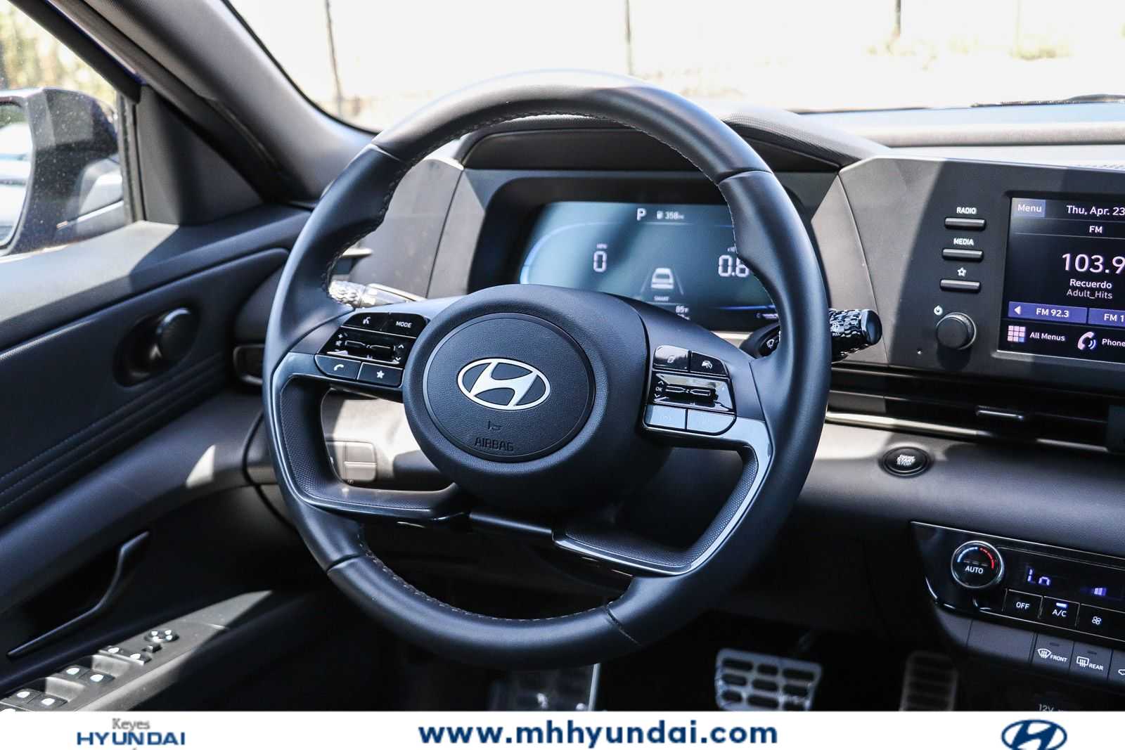 Thumbnail: 2025 Hyundai Elantra - 11