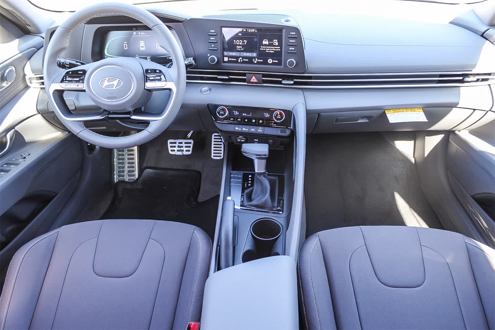 Thumbnail: 2025 Hyundai Elantra - 13