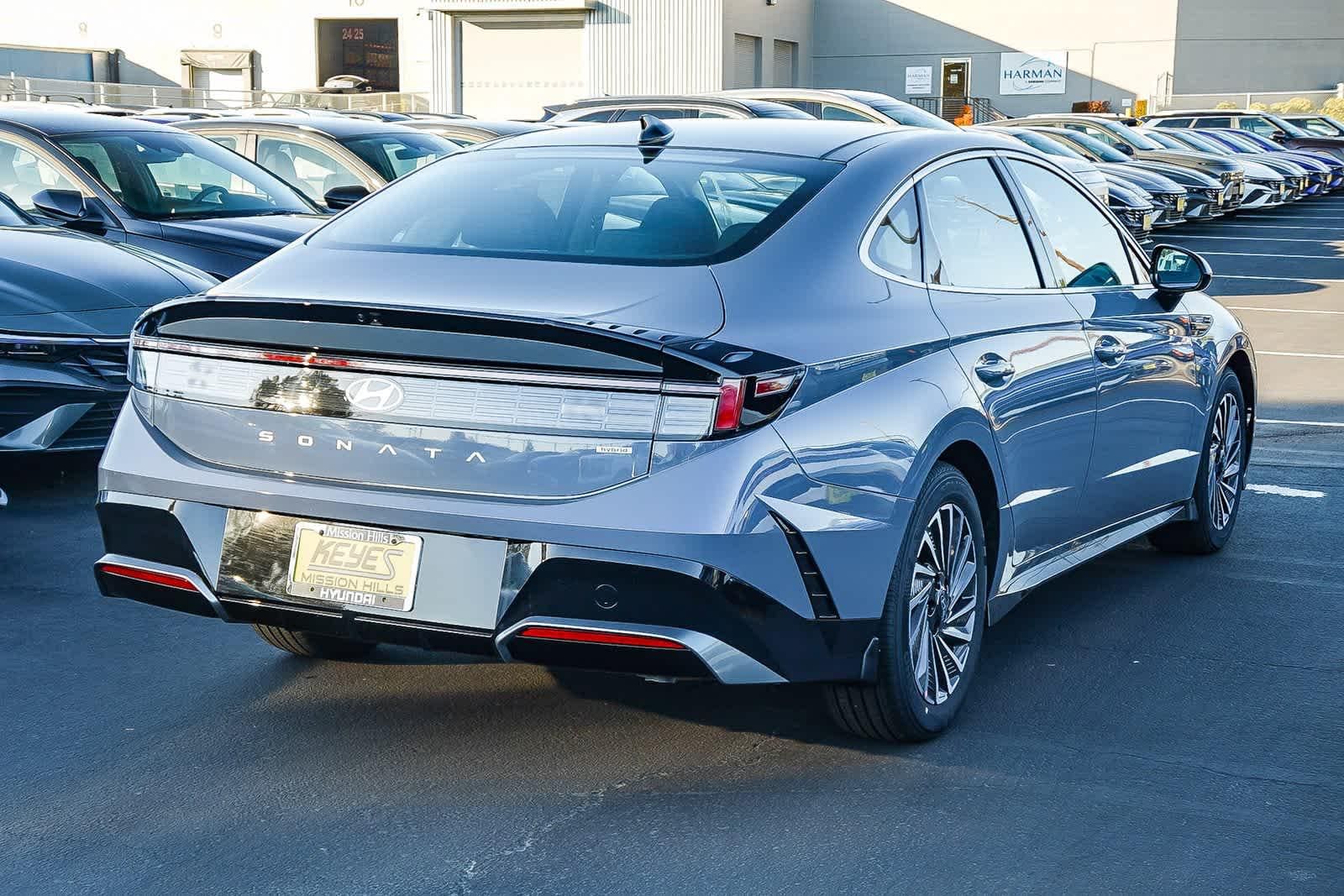 Thumbnail: 2026 Hyundai Sonata - 4