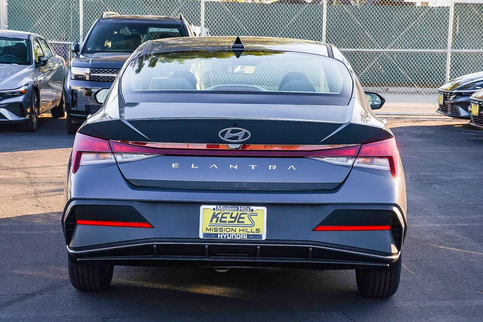 Thumbnail: 2026 Hyundai Elantra - 5