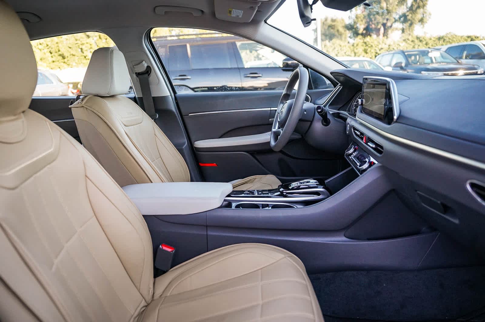 Thumbnail: 2023 Hyundai Sonata - 16