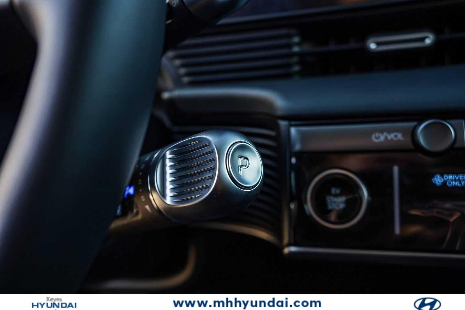Thumbnail: 2026 Hyundai Ioniq 5 - 26