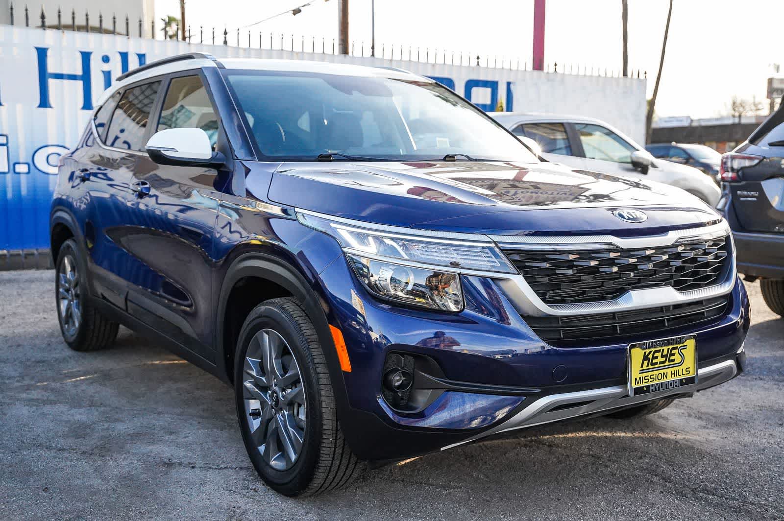 Thumbnail: 2021 Kia Seltos - 3