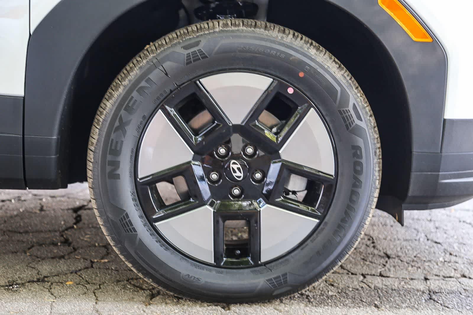 Thumbnail: 2026 Hyundai Santa Fe - 10