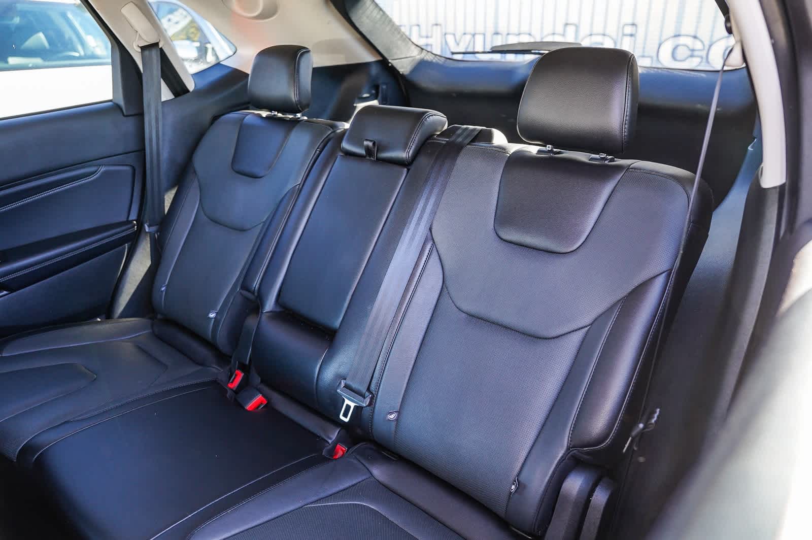 Thumbnail: 2018 Ford Edge - 18