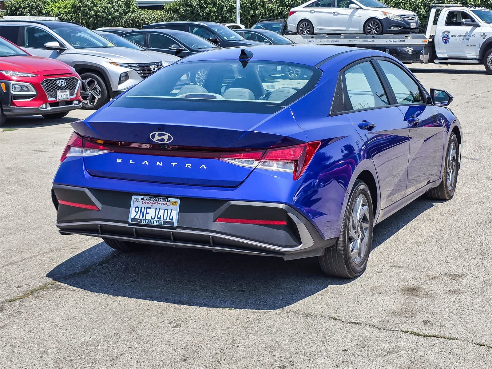 Thumbnail: 2024 Hyundai Elantra - 4
