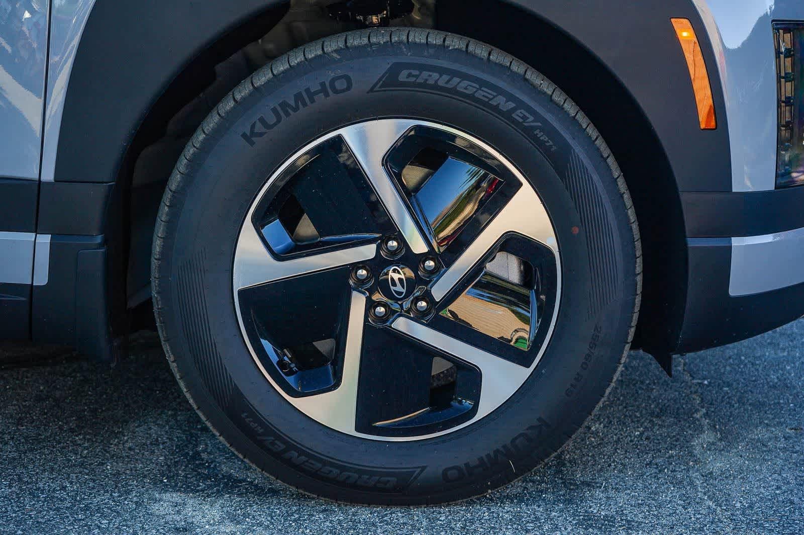 Thumbnail: 2026 Hyundai Ioniq - 8