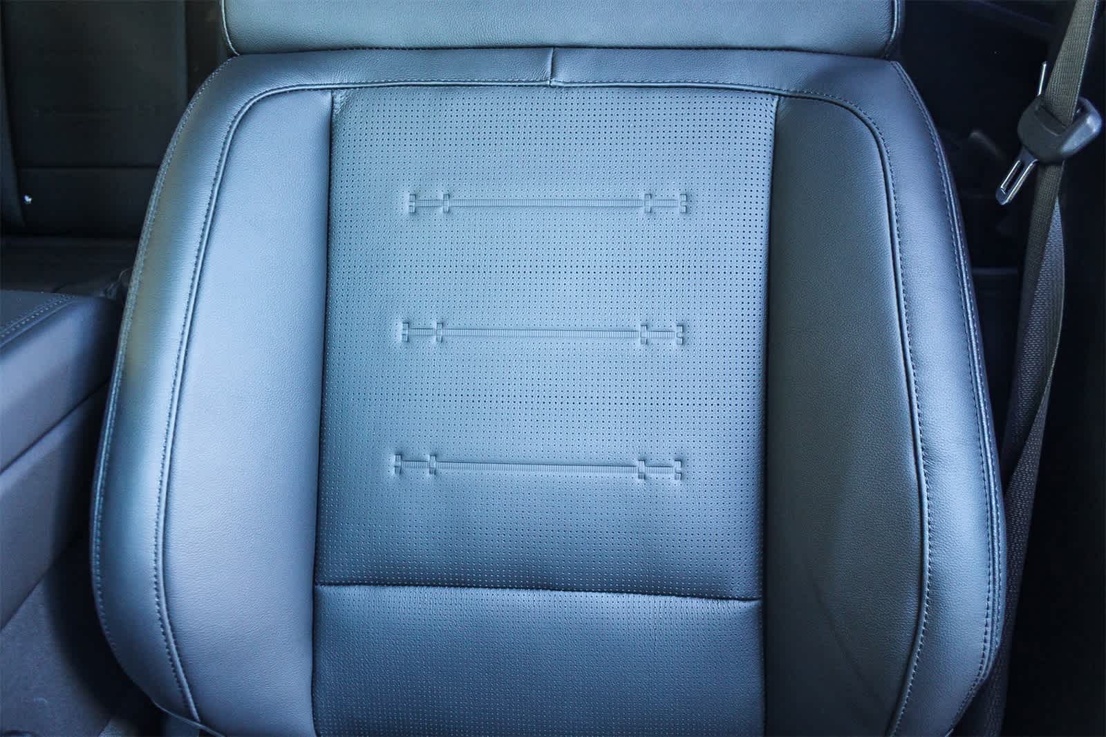 Thumbnail: 2025 Hyundai Santa Fe - 25