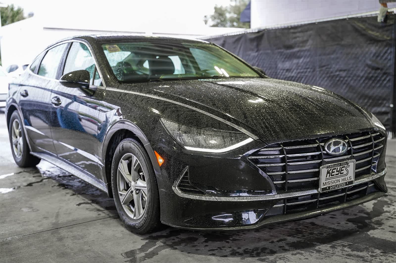 Thumbnail: 2023 Hyundai Sonata - 3