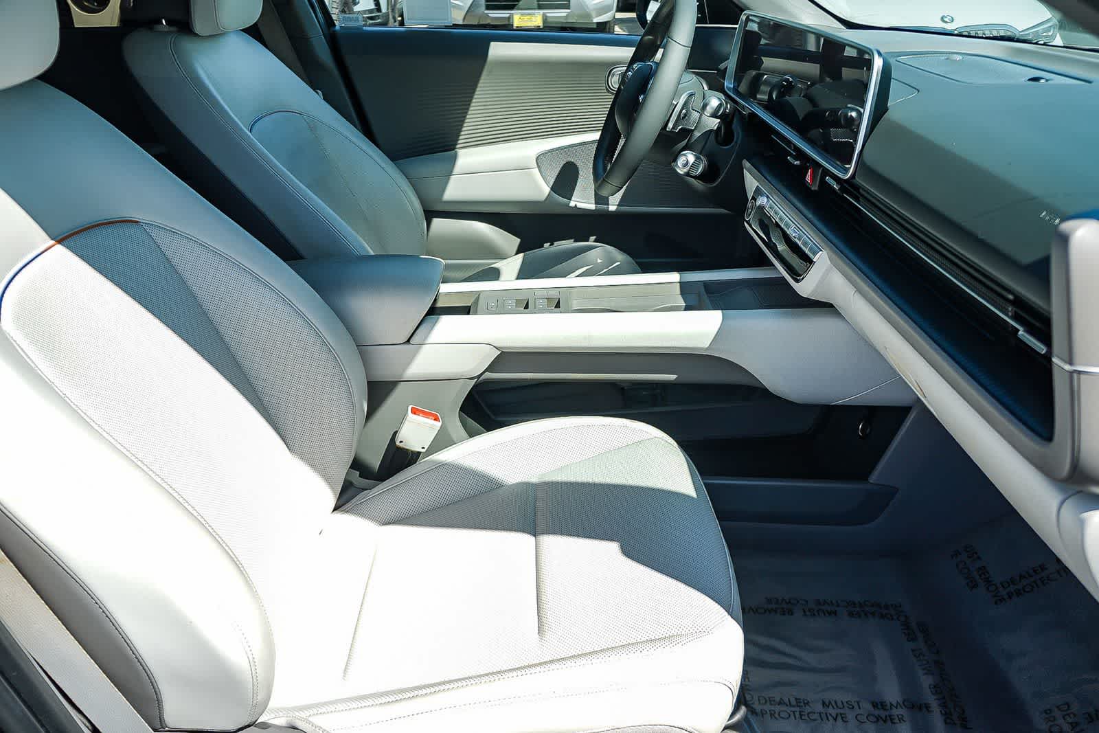 Thumbnail: 2024 Hyundai Ioniq 6 - 18