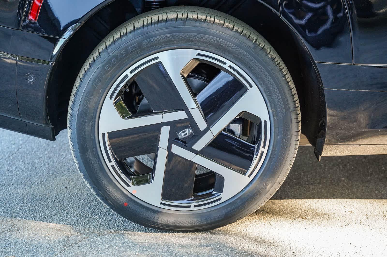 Thumbnail: 2026 Hyundai Ioniq - 5