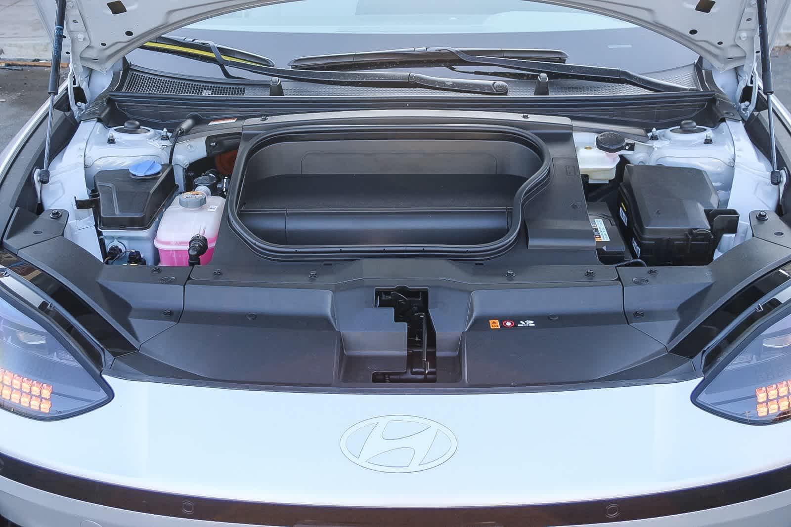 Thumbnail: 2025 Hyundai Ioniq 6 - 12